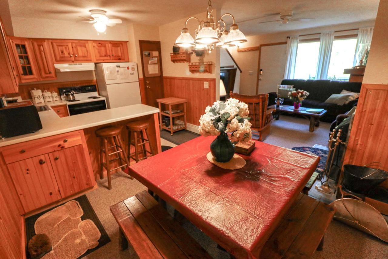 Quaint Condo 5 Minutes To The Ski Slopes Valley Park D1 كيلنغتون المظهر الخارجي الصورة